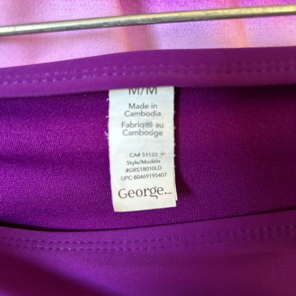 Woman bathing suit - Picture 12 of 13